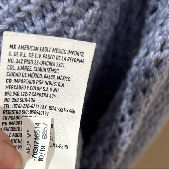 American Eagle Outfitters Light Blue V-Neck Sweater - Picture 13 of 16